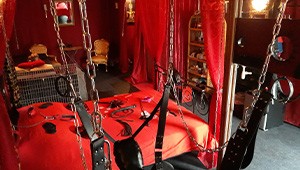 Fetish e Bondage: Esplorazione, Piacere e Sicurezza nella Sessualità Consapevole